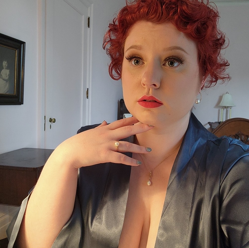 Meet your Posher, Marilyn